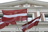 Viņa svētības pāvesta Franciska vizītes laikā Rīgā pacels valsts karogus