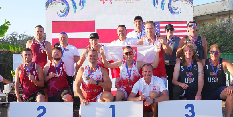 Latvijas paravolejbolisti kļūst par pasaules vicečempioniem pludmales volejbolā