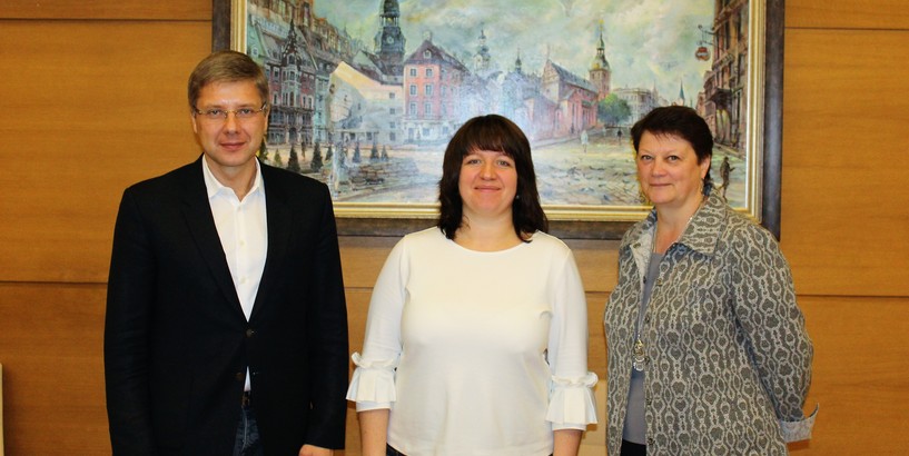 Rīgas dome piešķirs 30 000 eiro “Iespējamās misijas” darba turpināšanai