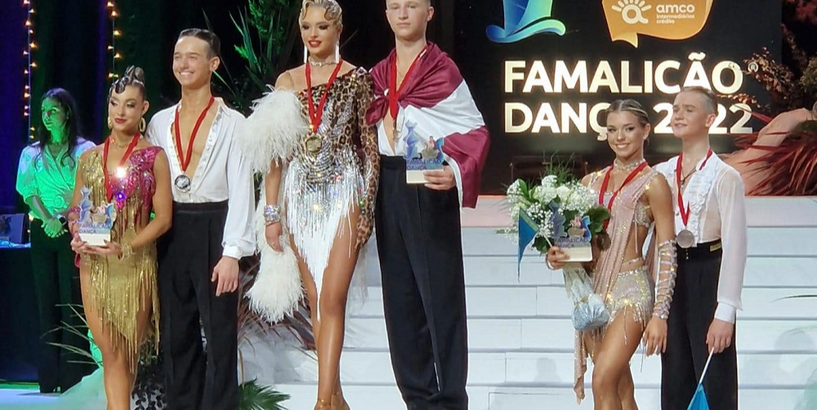 Latvijas pāris triumfē pasaules čempionātā junioriem 10 dejās