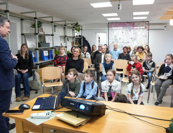 Bolderājas bibliotēkas dārzā taps jauns labiekārtojums bibliotēkas pakalpojumu un kultūras norišu baudīšanai