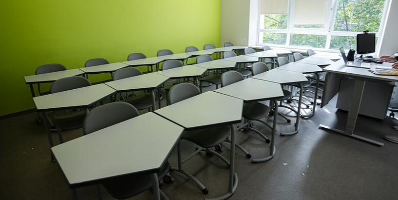 Rīgas pašvaldības skolās saņemti 5279 skolēnu pieteikumi mācībām 10. klasē