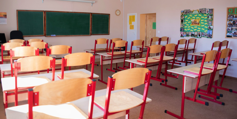 Būs izmaiņas noteikumos bērnu pieteikšanai un uzņemšanai Rīgas skolu 1. klasēs