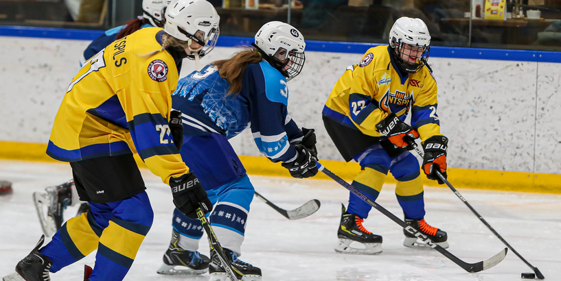 Nedēļas nogalē Rīgā norisināsies Baltijas un Latvijas čempionāta izslēgšanas spēļu finālposmi hokejā sievietēm