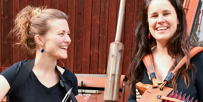 Zviedru taustiņarfiste un beļģu akordeoniste neierastā instrumentu saspēlē VEF Kultūras pilī
