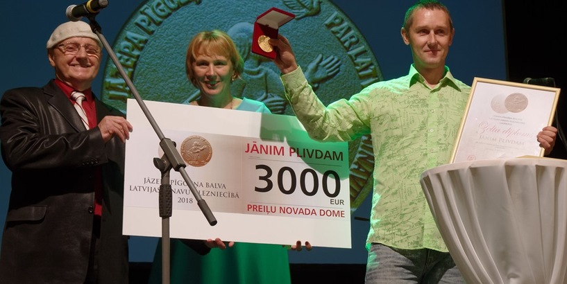 Jāzepa Pīgožņa balvu Latvijas ainavu glezniecībā 2018 saņem Jānis Plivda