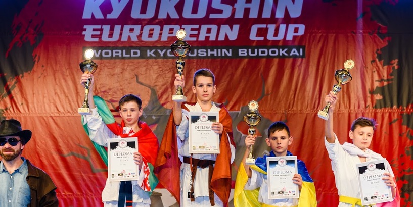 Brāļi Sebastians un Dominiks Lindes sasniedza izcilus rezultātus, pārstāvot Latviju Polijas karate čempionātā