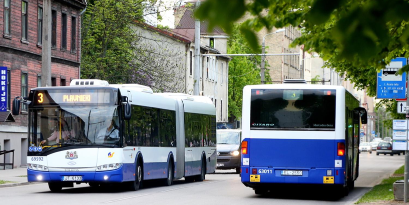 Pilsētas autobusi