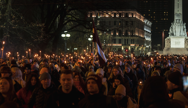 Ar piemiņas pasākumiem un svinīgiem koncertiem Rīgā atzīmēs Lāčplēša dienu