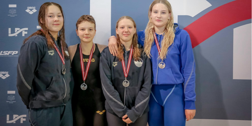 Noslēdzies VI Latvijas junioru un jauniešu čempionāts peldēšanā
