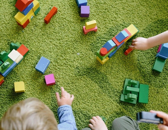 Turpinās projekta "Privātais pirmsskolas izglītības pakalpojums Rīgas valstspilsētas pašvaldībā" īstenošana
