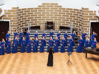 6_Tallinas M?zikas vidusskolas jauniešu koris (Youth Choir of Tallinn Music High School)_lu liela aula_Riga2022.jpg