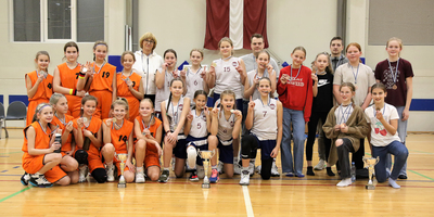 Norisinājušās Rīgas valstspilsētas starpskolu sacensības basketbolā meitenēm