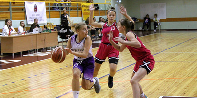 Noslēdzies tradicionālais meiteņu basketbola komandu turnīrs - Uļjanas Semjonovas kausa izcīņa