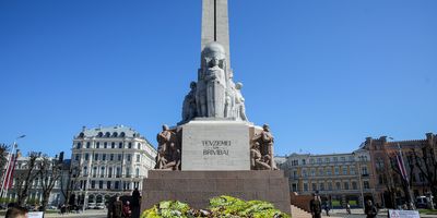 Neatkarības atjaunošanas svētki Rīgā