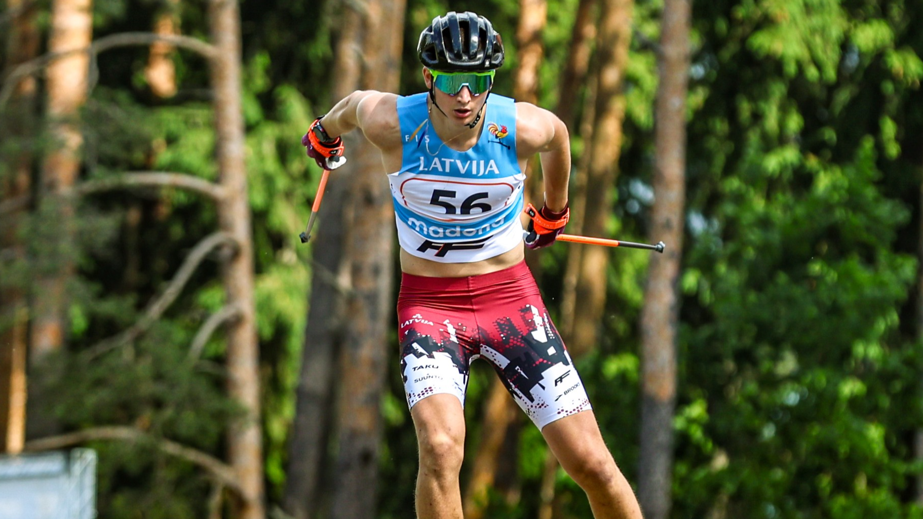 Rīgas sporta skolas “Arkādija” slēpotājiem uzvaras FIS Latvijas čempionātā rollerslēpošanā elitē