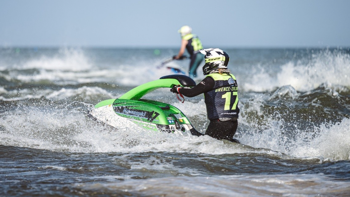 Ūdens motocikli atgriežas Rīgā pēc vairāk kā 10 gadu pauzes