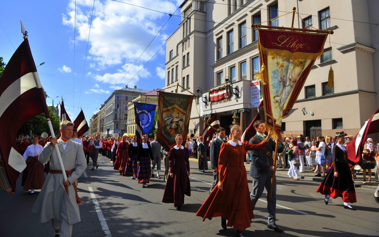 “Dziesmai šodien liela diena” Dziesmu svētku tiešraide Dziesmu svētku šūpulī – Rīgas Latviešu biedrībā