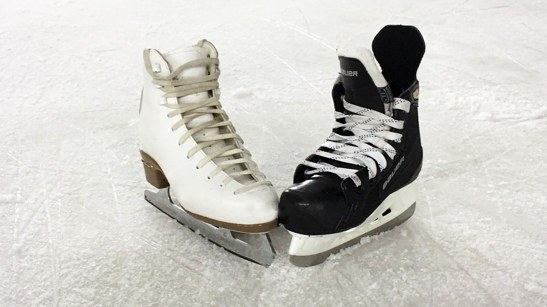 Rīgas 84. vidusskolas sporta kompleksā atcelti individuālie slidojumi