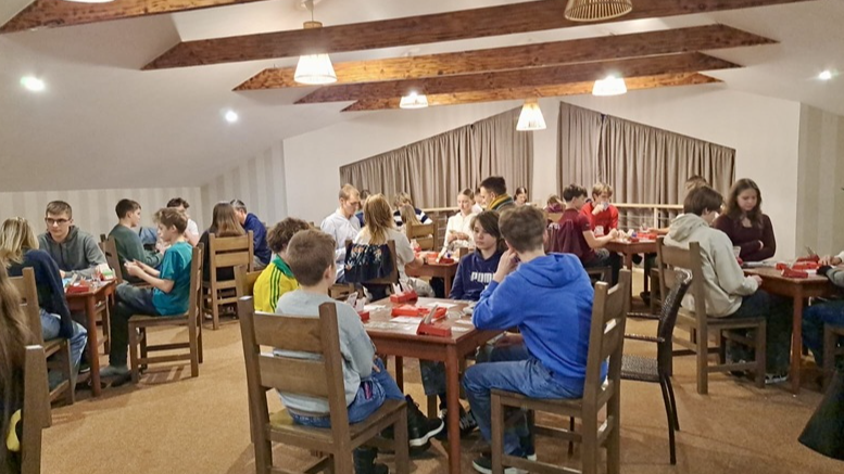 Rīgas skolēni - 2026. gada bridža čempioni