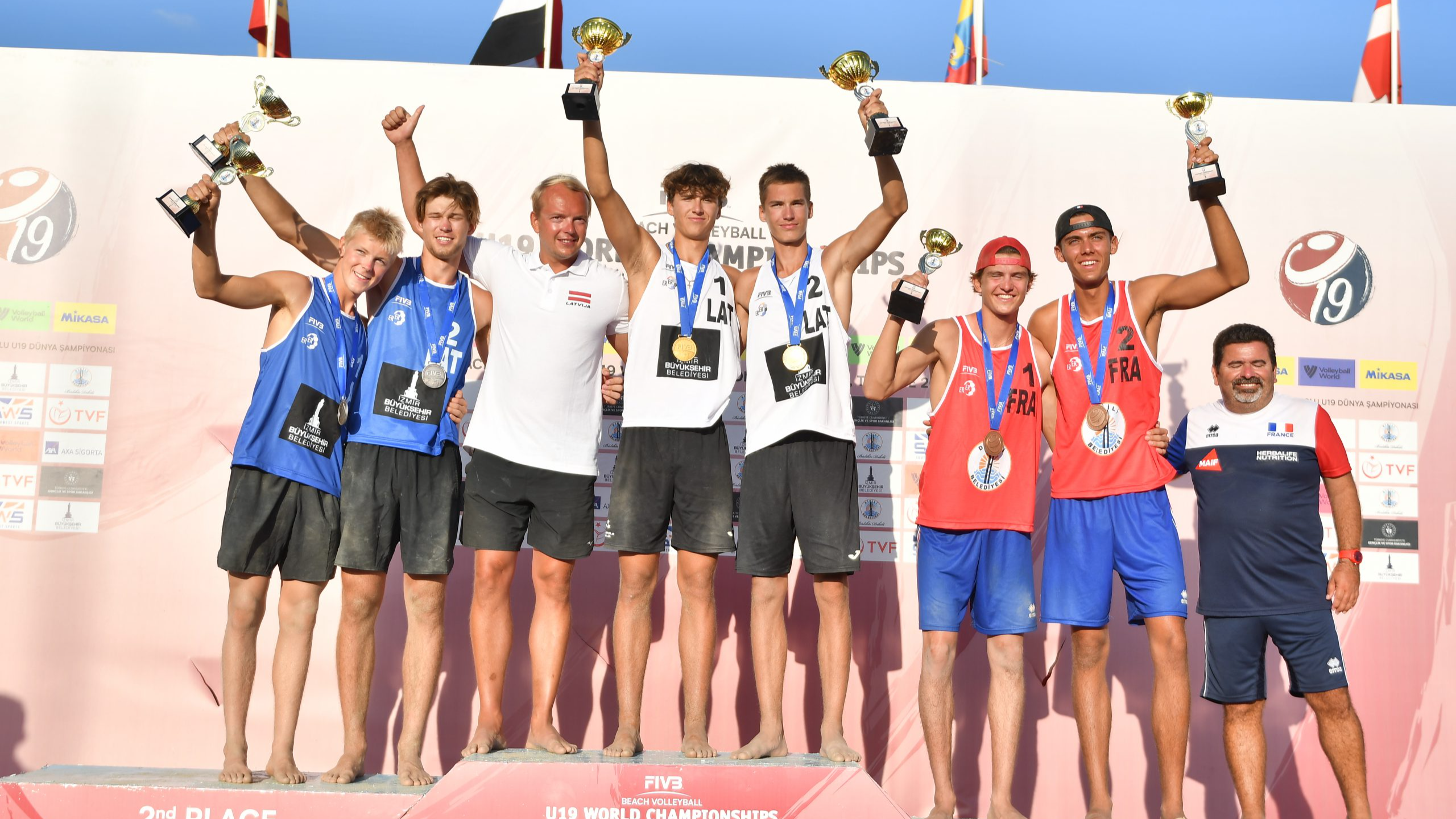RVS/O-Sands pludmales volejbolisti Olivers Bulgačs/Dāvis Teteris izcīna 2. vietu pasaules čempionātā U-19 vecumgrupā