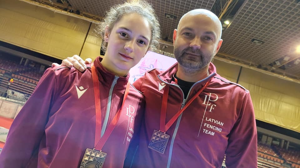 Sporta skolas "Rīdzene" paukotāja Sofija Prošina Eiropas čempionātā izcīna bronzu