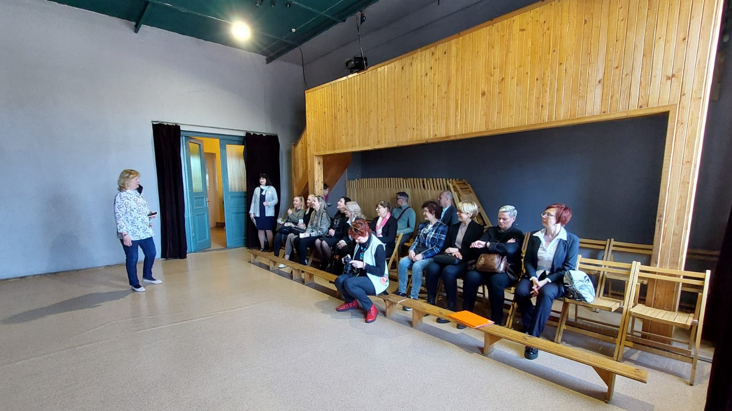 Viesi no Kauņas Mikas Petrauska skatuves mākslas skolas