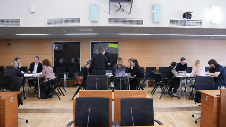 Nevalstiskās organizācijas aicinātas izvirzīt kandidātus uz vakantajām vietām Rīgas domes Jaunatnes lietu konsultatīvajā komisijā