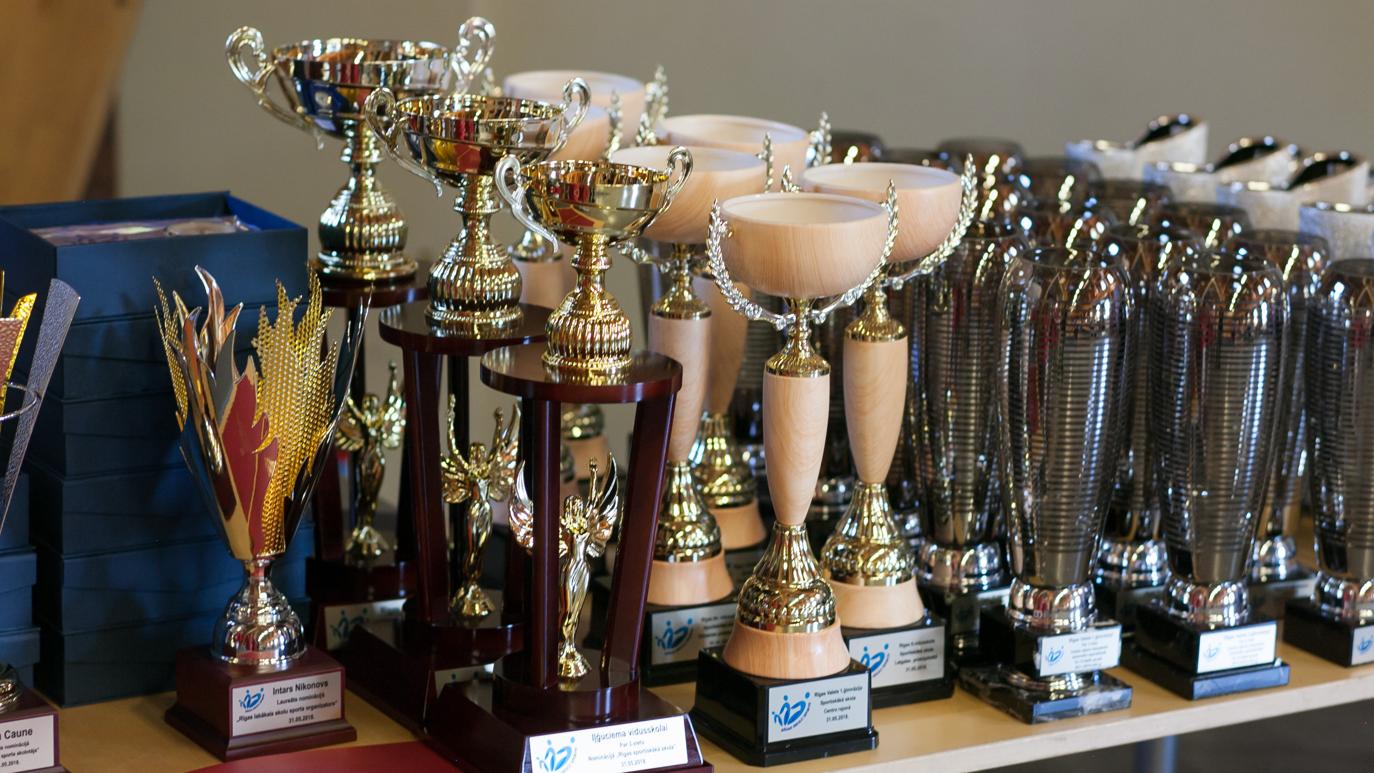 Suminās sportiskākās Rīgas skolas un  labākos sporta organizatorus 