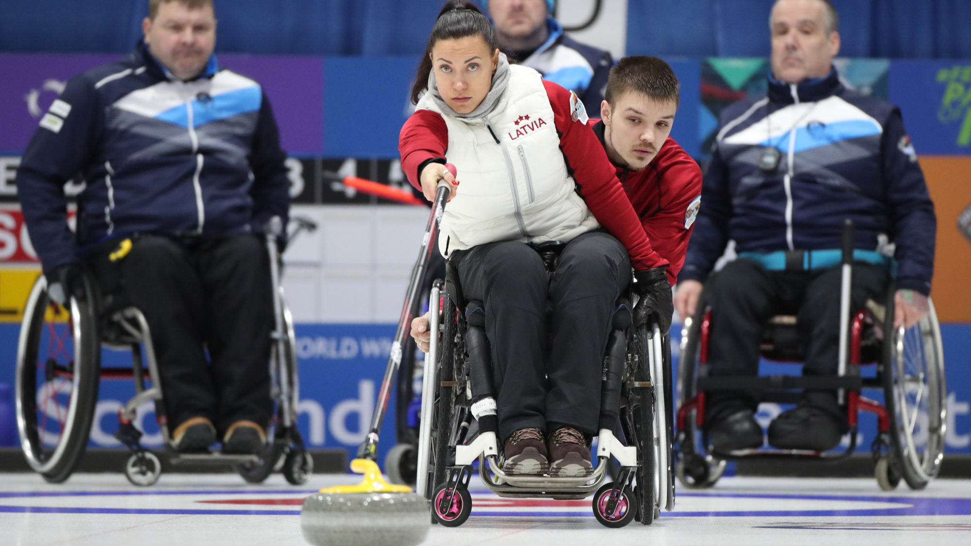 Latvijas ratiņkērlinga izlase pasaules čempionātā cīnīsies par paralimpisko spēļu punktiem
