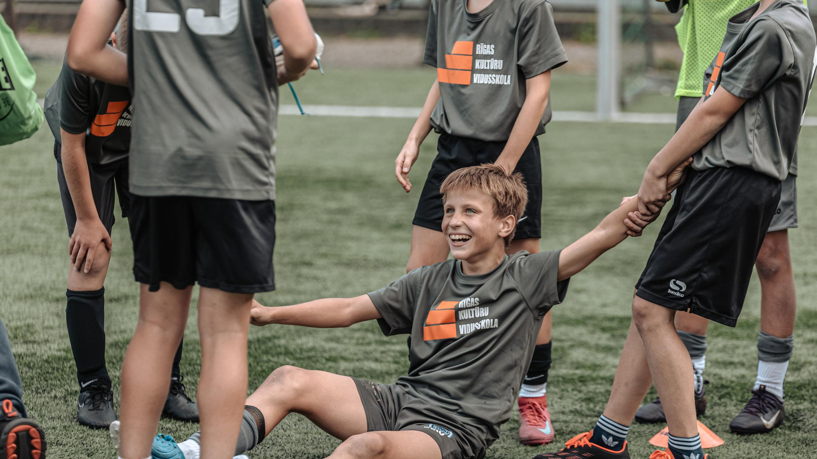 Rīgas skolu futbola čempionātā 7x7 (4.–5. klasēm) triumfē Rīgas Kultūru vidusskola