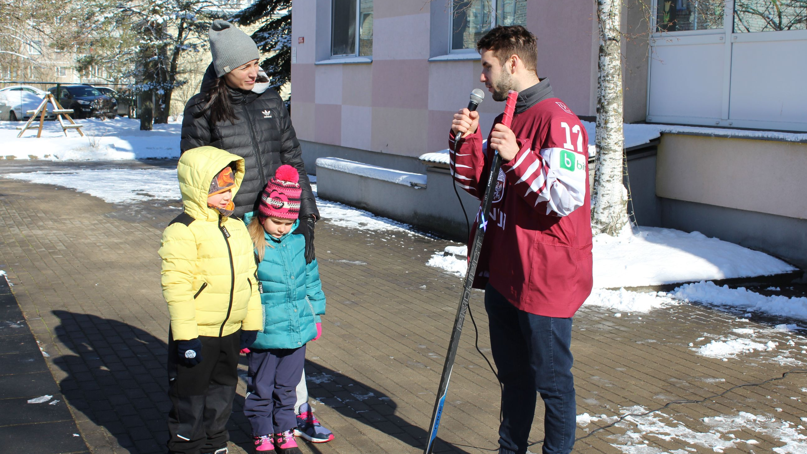 Tikšanās ar Latvijas valsts hokeja izlases uzbrucēju Mārtiņu Dzierkalu