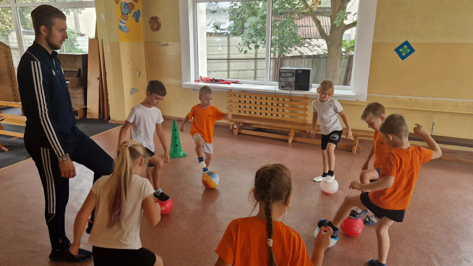 Futbola rotaļas pirmsskolā veicina bērnu fizisko attīstību