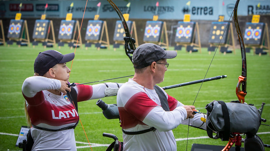 Aizvadīts Pasaules čempionāts paralimpiskajā loka šaušanā