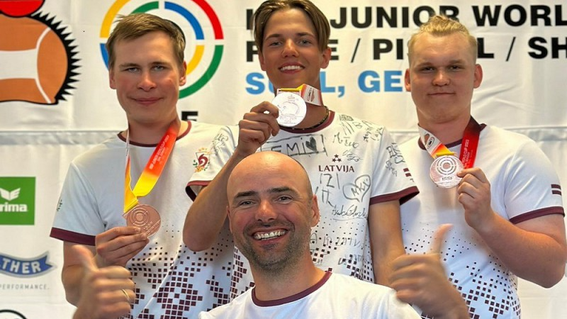 Latvijai bronza Pasaules junioru kausā stenda šaušanā