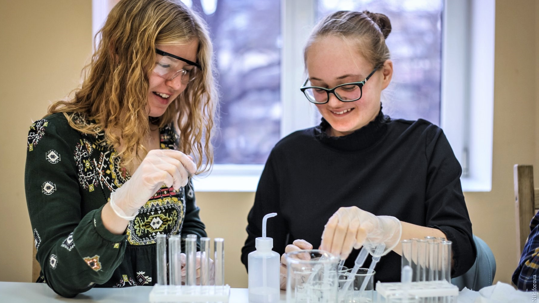 “Laboratorium Zinātnes skola” atkal piedāvā budžeta vietas skolēniem