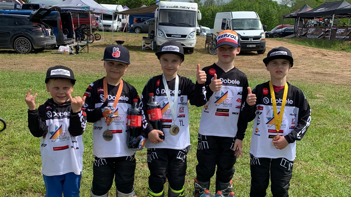 Bērnu un jauniešu centra “IK Auseklis” 50 ccm klases motosportistu starti ārzemēs