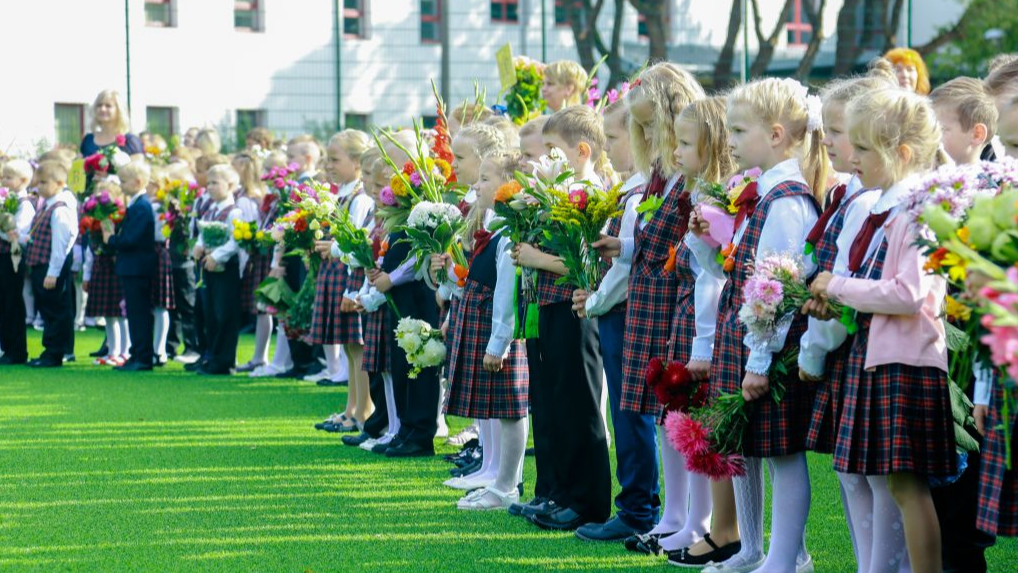 Līdz skolai atlicis gads: kas jāzina vecākiem?