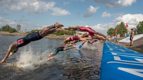 Jau 16. augustā Rīgā sāksies starptautiskā triatlona sezona