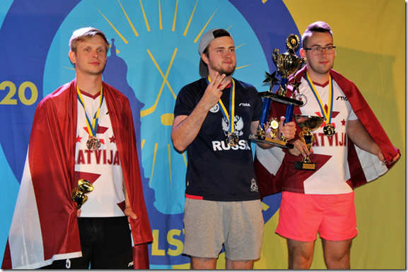 Latvijas galda hokejistu starts Zviedrijā