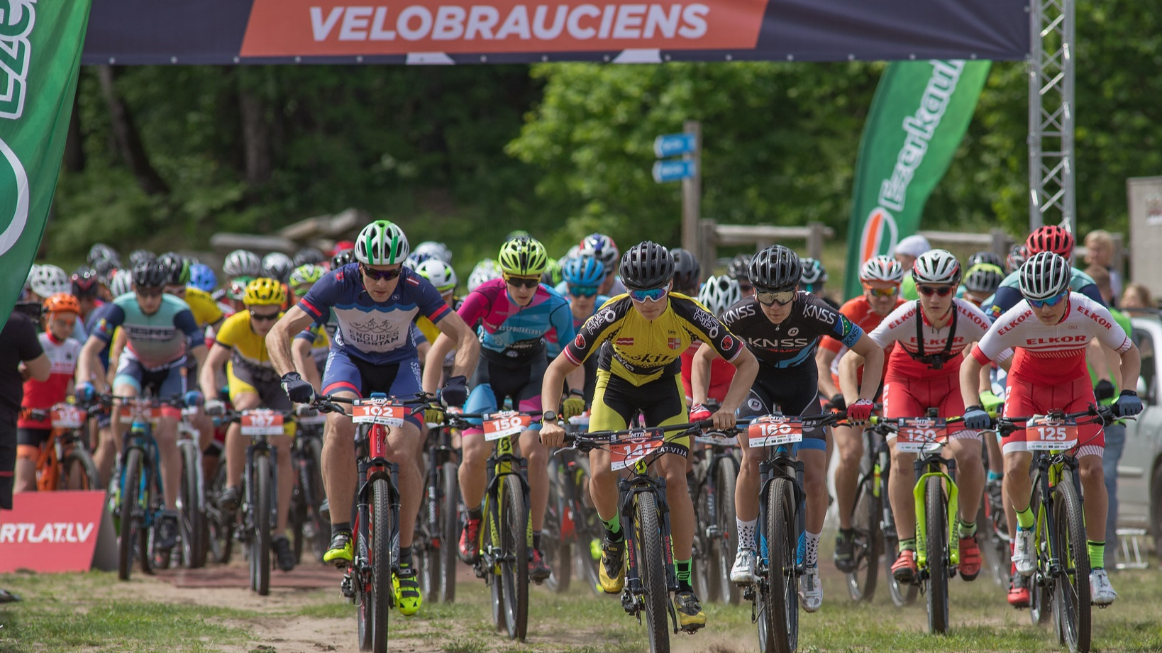  Rīdziniekiem godalgotas vietas Ikšķiles MTB velobraucienā