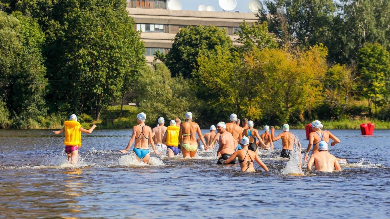 Skolēni aicināti piedalīties bezmaksas ON-LINE nodarbībā par drošu atpūtu pie ūdens 