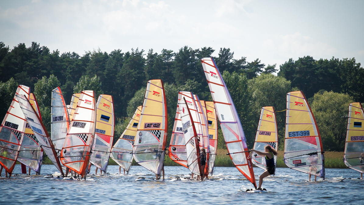 Ķīšezerā no 8. līdz 10. augustam norisināsies starptautiskas vindsērfinga sacensības "Baltic Challenge Cup"