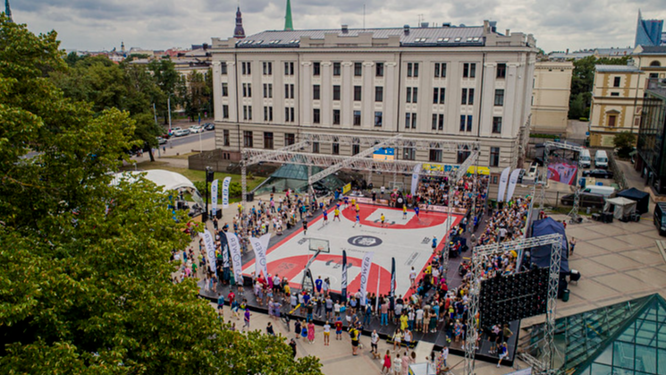 Komandas aicina reģistrēties diennakts basketbola turnīram “Krastu mačs”