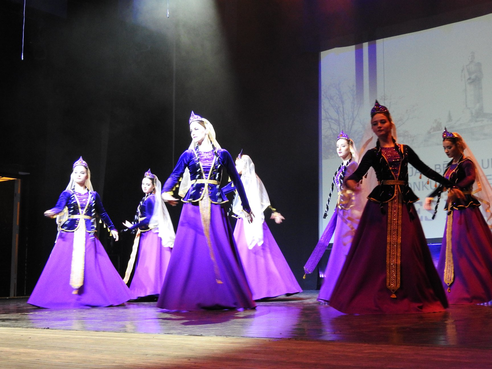 Bērnus un jauniešus aicina piedalīties konkursā – festivālā „Mēs Latvijai 2018”