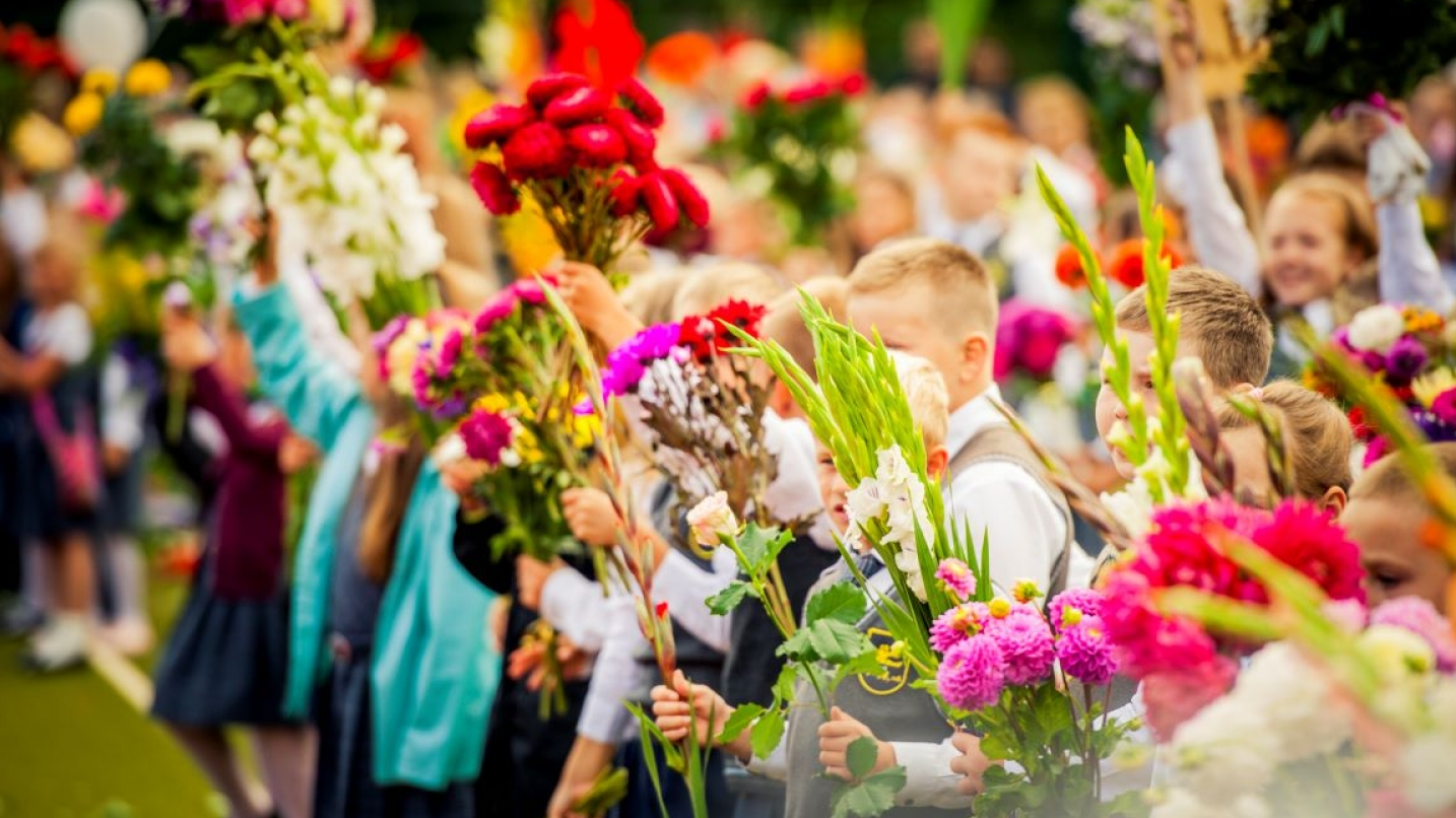 Rīgas domes vadība 1. septembrī viesosies vairākās mācību iestādēs