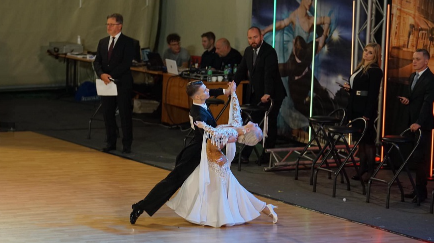 Abi Latvijas pāri sasniedz ceturtdaļfinālu Eiropas čempionātā Standartdejās 