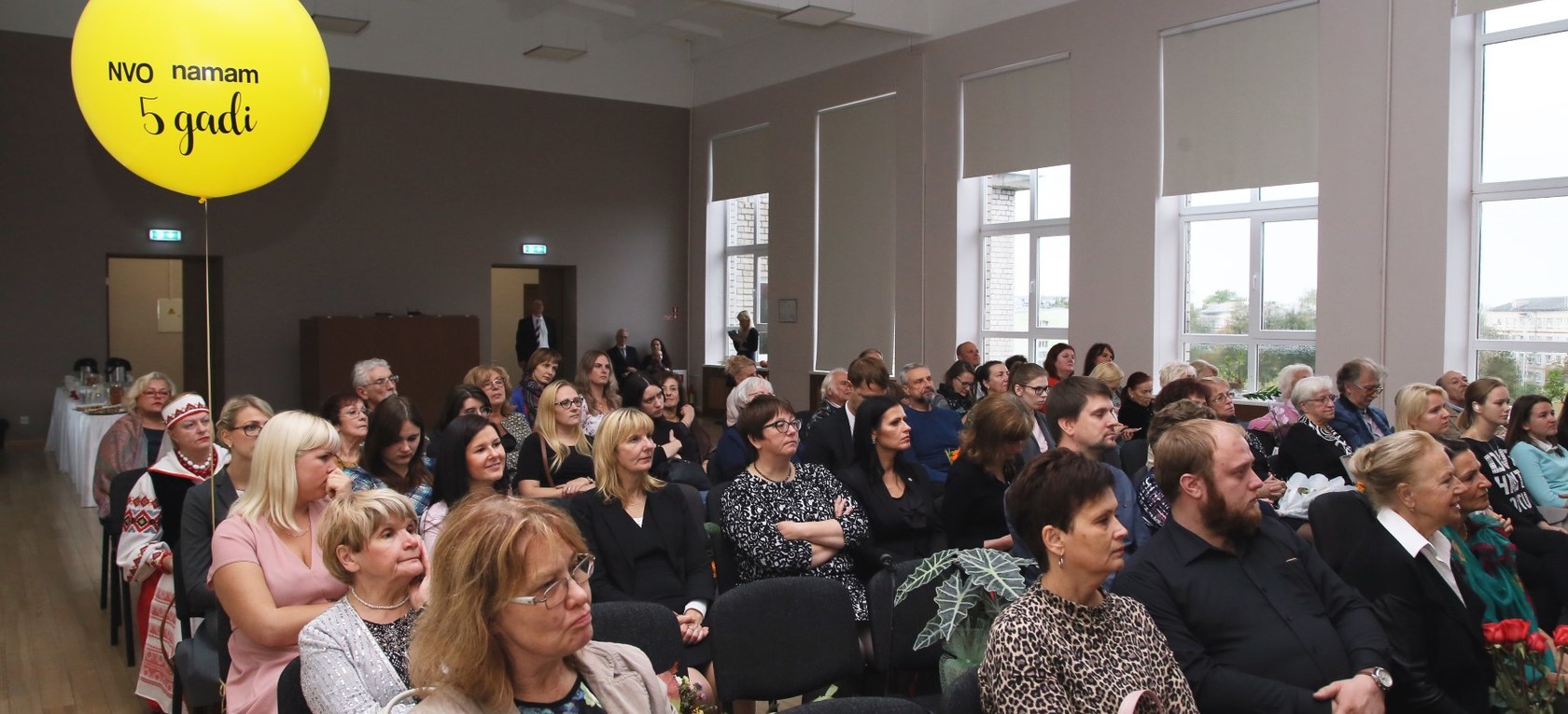 Sirsnīgā gaisotnē atzīmēta Rīgas NVO nama 5 gadu jubileja